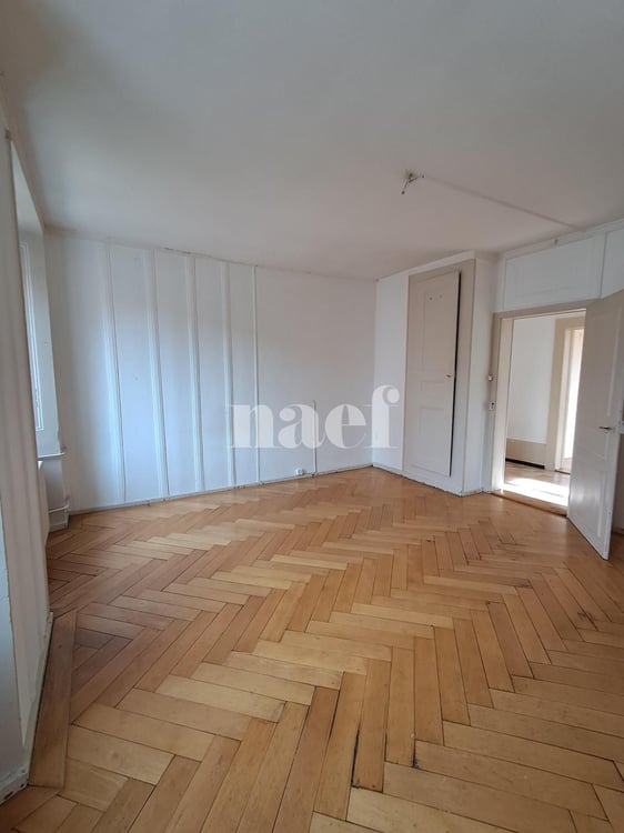 1er loyer net offert - Appartement de 3 pièces proche de la place du marché 5