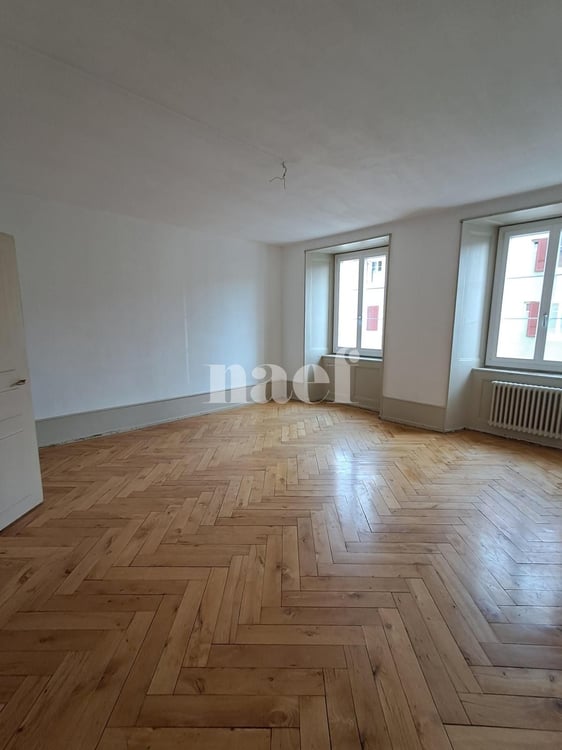 1er loyer net offert - Appartement de 3 pièces proche de la place du marché 7