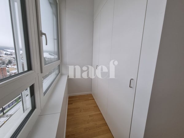 A louer ppartement de 2 pièces au 2ème étage. 10