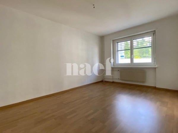 Appartement de 4 pièces au 1er étage 3