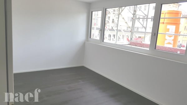A louer magnifique 3.5 pièces au 3ème étage 6