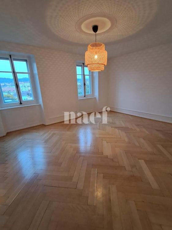 1er loyer net offert! Magnifique appartement lumineux avec cachet de 2 pièces 4