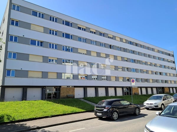 Appartement de 4 pièces avec balcon 1