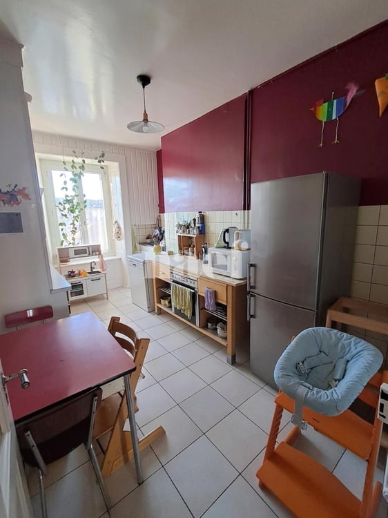 Appartement de 3 pièces avec balcon au 3e étage 4