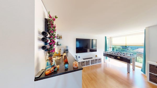 Geräumige, 5.5-Zimmer Gartenwohnung inkl. Einstellhallenplatz und Bastelraum 3