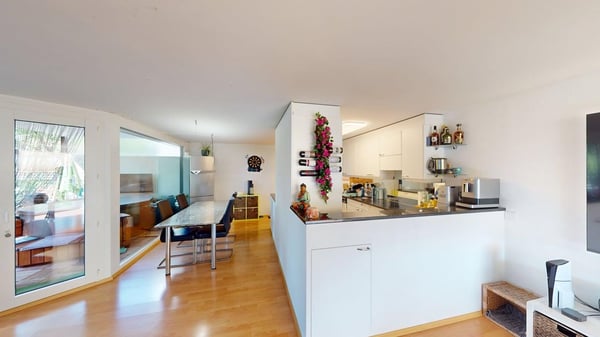 Geräumige, 5.5-Zimmer Gartenwohnung inkl. Einstellhallenplatz und Bastelraum 4