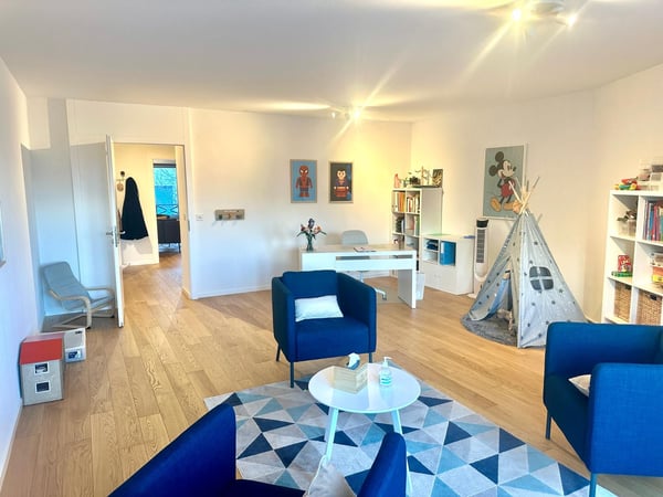 Spacieuse surface commerciale de 130m2 au Centre de Sion 9