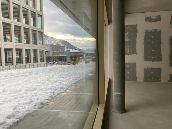 SENSATIONNEL 3 MOIS DE LOYER OFFERTS Local commercial neuf à Sion 8