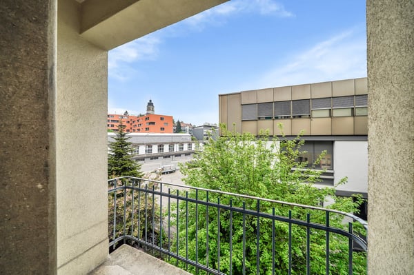 Charmante 3-Zimmer-Altbauwohnung mit Balkon in St. Gallen 3