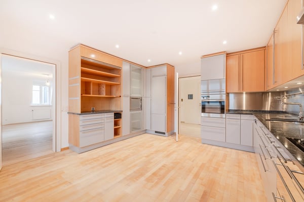 lichtdurchflutete Maisonette-Wohnung mit Seesicht 2
