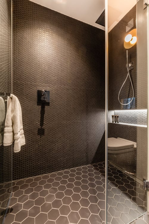Residenz 908 (2024) 11
