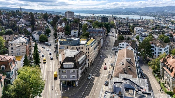 Einzigartige Büroflächen mit eigenem repräsentativen Haupteingang! 13