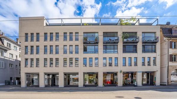 Einzigartige Büroflächen mit eigenem repräsentativen Haupteingang! 12