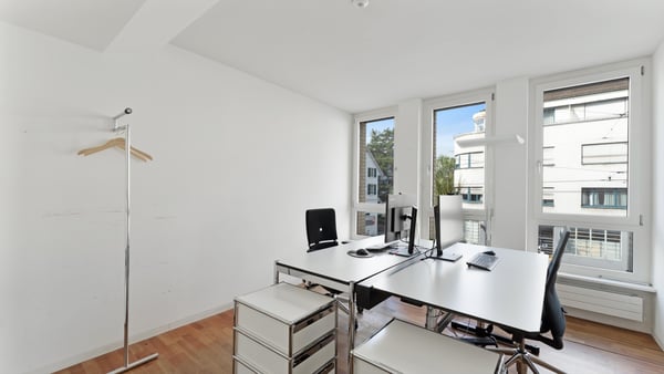 Einzigartige Büroflächen mit eigenem repräsentativen Haupteingang! 6