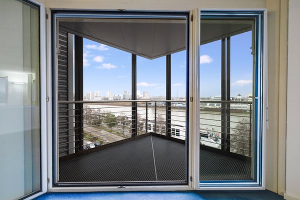 Bezugsbereite Büros mit Traumaussicht – Arbeiten direkt am Rhein 1