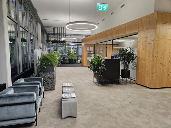 Untermiete 1'650 m² bezugsbereite und möblierte Bürofläche 2
