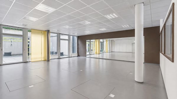Hochwertige Büro- / Gewerbefläche direkt am Bahnhof Winterthur! 2