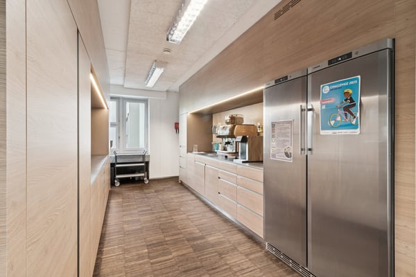 In 3 Min am Bahnhof Stadelhofen  Ihr Büro im Seefeld 5