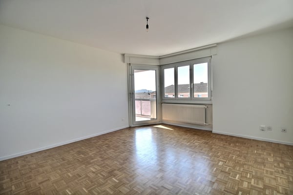 Charmant appartement de 4.5 pièces rénové à Marly ! 2