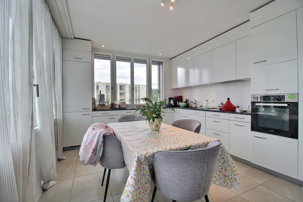 Splendide appartement de 3.5 pièces au 5ème étage à louer à Marly ! 3