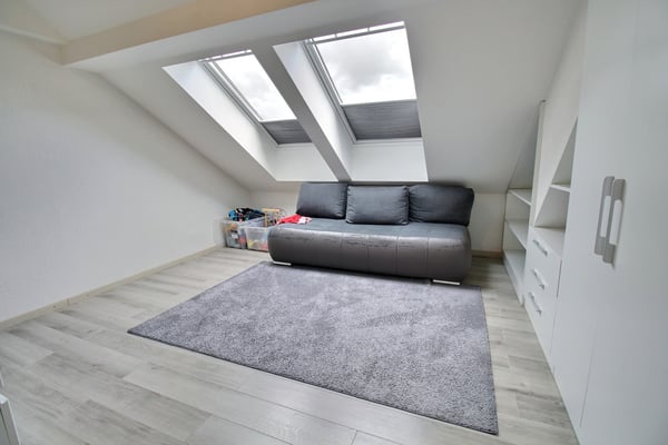 Appartement de 6.5 pièces avec cachet à Misery-Courtion 12