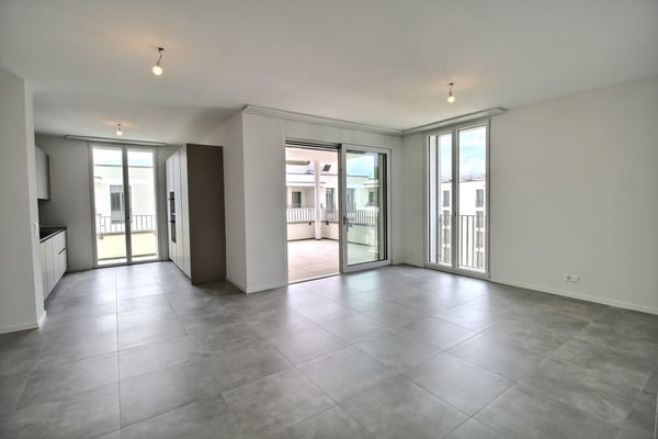 Exceptionnel appartement de 4.5 pièces à louer au dernier étage à Marly !