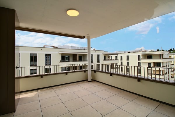 Exceptionnel appartement de 4.5 pièces à louer au dernier étage à Marly ! 3