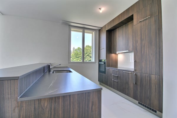 Exceptionnel appartement de 3.5 pièces au dernier étage à louer à Marly ! 4