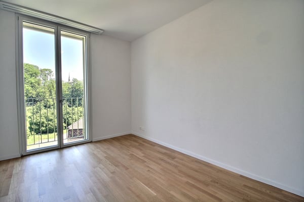 Exceptionnel appartement de 3.5 pièces au dernier étage à louer à Marly ! 11