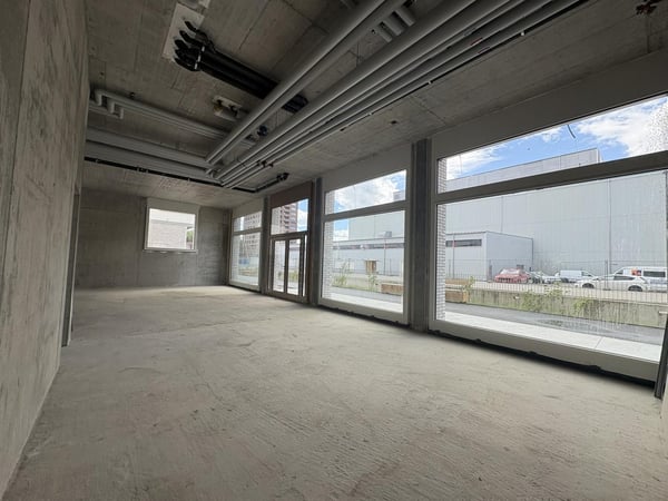 Surface commerciale à louer dans le nouvel écoquartier à Marly ! 3