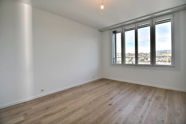 Lumineux 5.5 pièces neuf à Marly ! 10