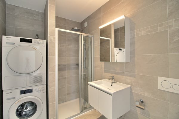 Magnifique 5.5 pièces avec vue imprenable ! 8