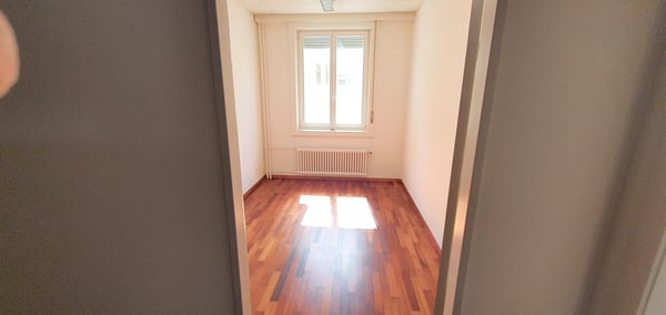 Grosse Bürofläche (380 m2) im Gewerbepark Felsenau, Bern 9