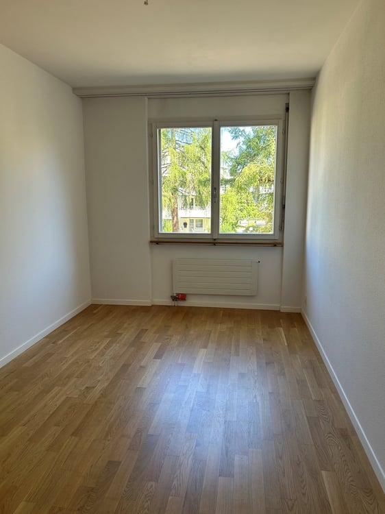 Gemütliche 2-Zimmer-Wohnung mit Balkon in Bern 2