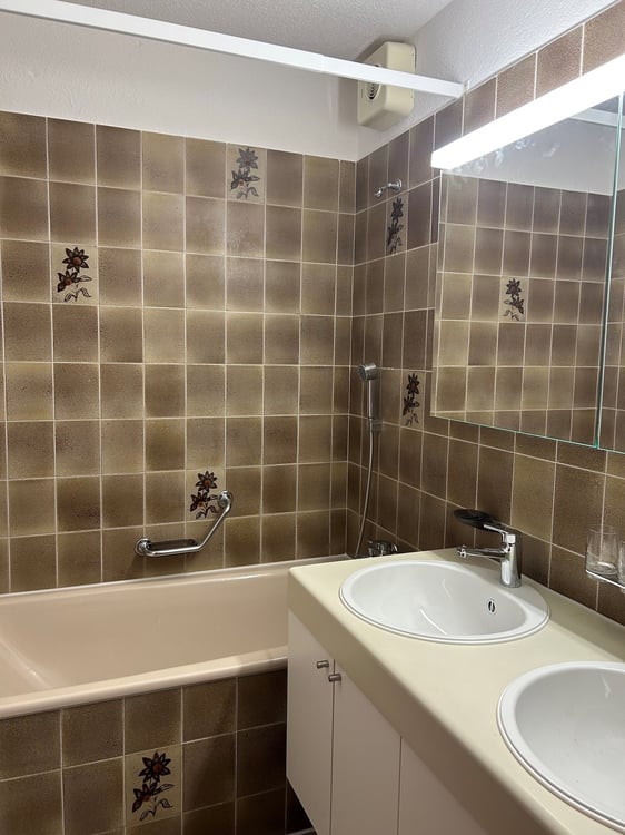Gemütliche 2-Zimmer-Wohnung mit Balkon in Bern 7