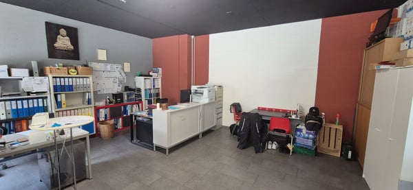 Produktionsfläche von total 145 m2 (2 Räume) 6