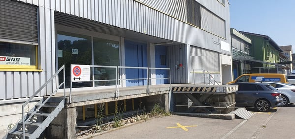 Produktionsfläche von total 145 m2 (2 Räume) 8