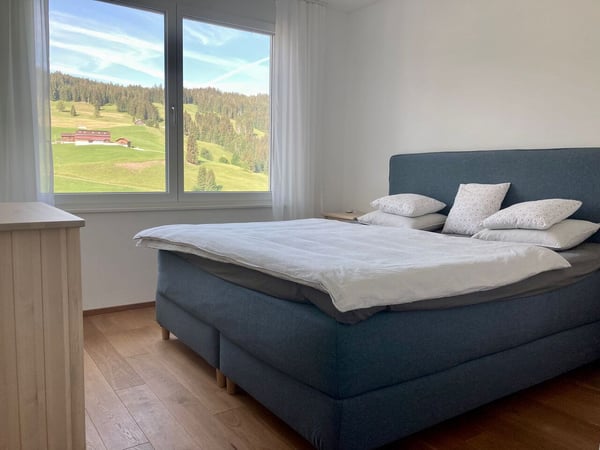 Moderne Wohnung mit herrlicher Weitsicht an zentraler Lage 4