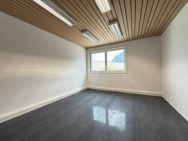 Geniale Gewerbefläche mit Zufahrtsrampe 7