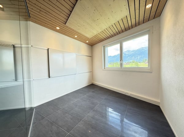 Geniale Gewerbefläche mit Zufahrtsrampe 8