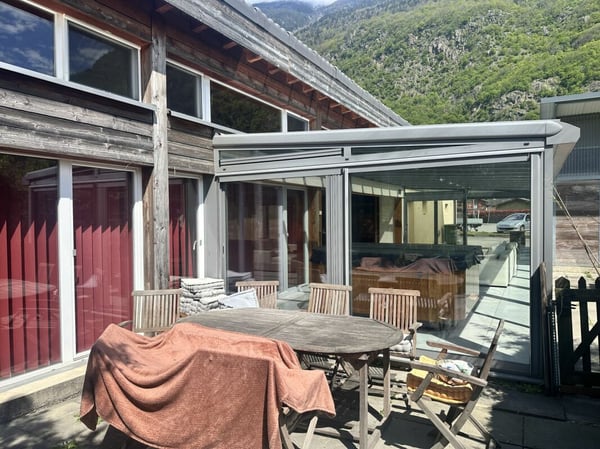 Villa avec écurie pour chevaux à Dorénaz 18