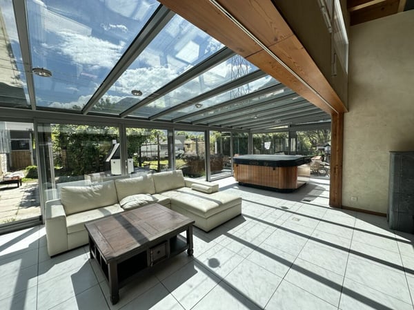 Villa avec écurie pour chevaux à Dorénaz 10