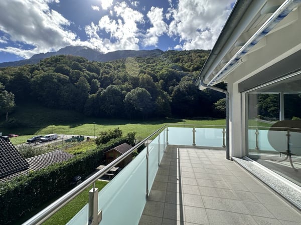 Magnifique attique plein sud avec grande terrasse sur Evionnaz 11