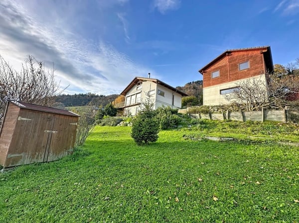 Magnifique villa d'architecte avec magnifique vue panoramique sur la plaine 2