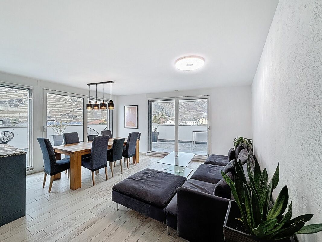 Magnifique appartement avec grande terrasse au centre d'Ardon