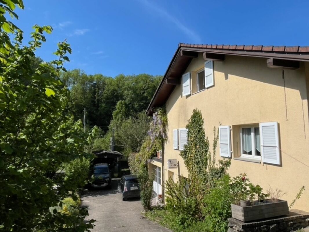 Magnifique villa avec piscine à Valeyres-sous-Montagny