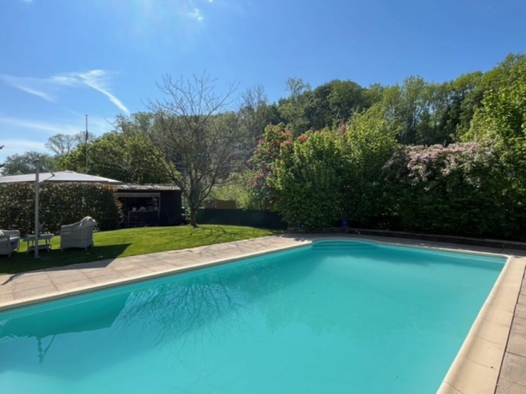Magnifique villa avec piscine à Valeyres-sous-Montagny