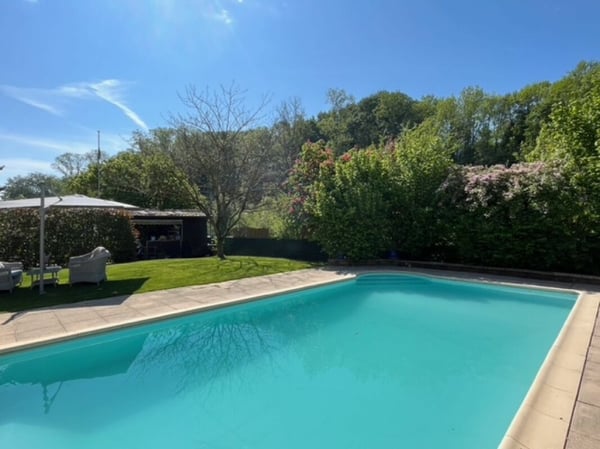 Magnifique villa avec piscine à Valeyres-sous-Montagny 3