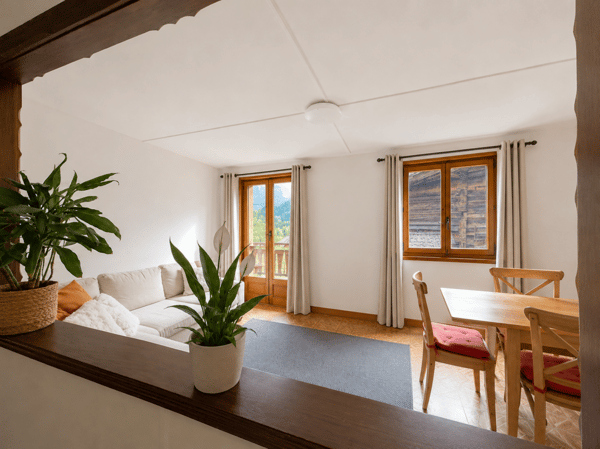 Chalet de 4 pièces dans le village 