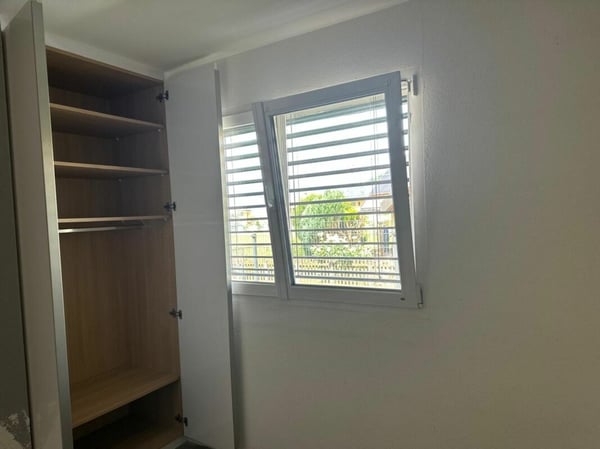 Appartement en rez de 5.5 pces à louer 7